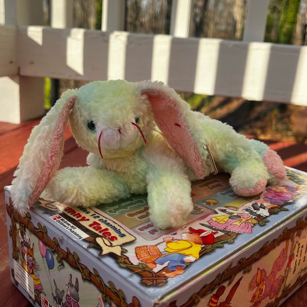 TY Beanie Baby “Cottonball” Bunny Rabbit Vintage 2001